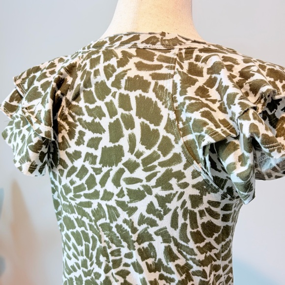 Maeve V-Neck Flounce Sleeve Tee - Picture 6 of 7